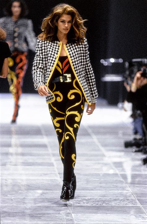 modelle versace anni 90|gianni Versace fall 1991.